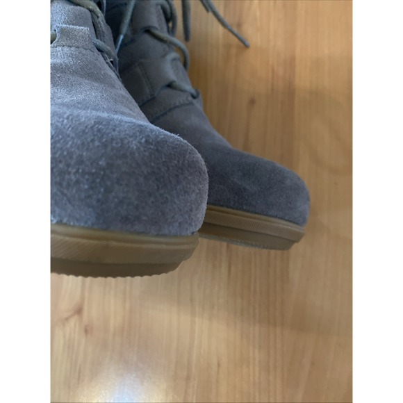 Sorel Grey Evie Suede Lace Up Wedge Ankle Boots Women's Size 10 EUC - Picture 12 of 14